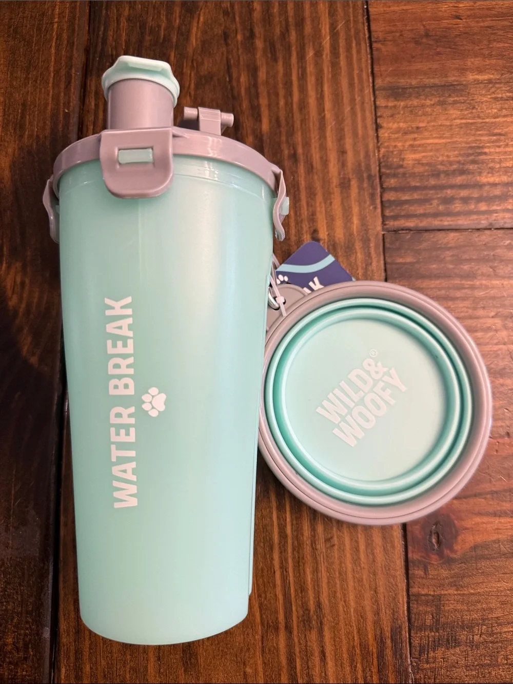 Wild & Woofy Dog Water/Snack Break Bottle with Collapsible Bowl (Mint Color)